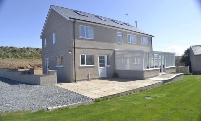 Garn Fadryn Other | Detached renovated Farmhouse In Prime Location Near Nefyn And Morfa Nefyn