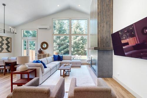 Detroit House | Detroit Lake Hideaway