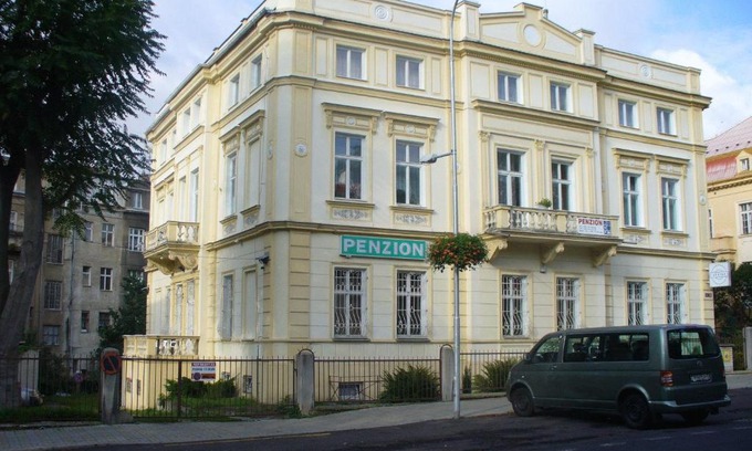 Teplice House | Dexter