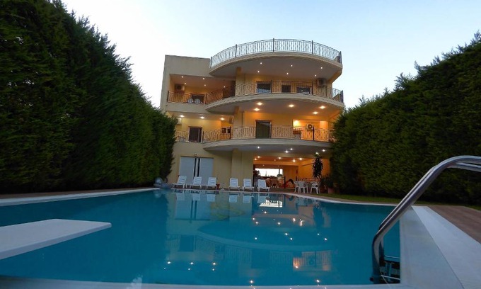 Molos-Agios Konstantinos Apartment | Diamond Apartments