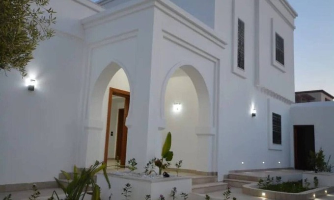 Aghir Villa | Diar Nader une Villa Haute Standing Centre Ville Midoune 5 Minutes Carrefour