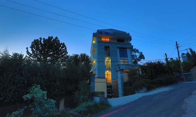 Arada Apartment | Dimitri Apartments (2nd floor)