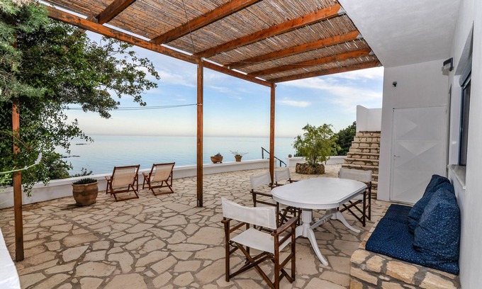 Minoa Pediada House | "Dimosthenis" , independent house by the sea.Unique place for relax and serenity