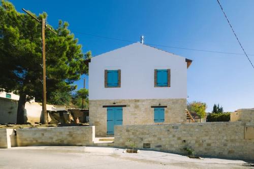 Vasa Koilaniou Apartment | Dipaton House in Vasa 1