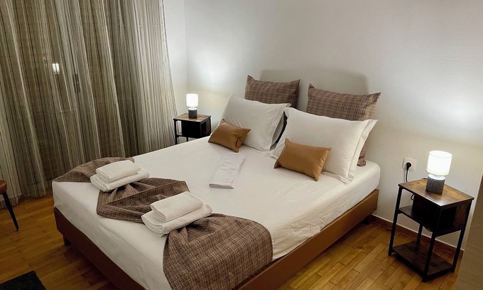 Nea Ionia House | Discover NARIZON Rental Apartment-5 minutes away from the Olympic Stadium (OAKA)