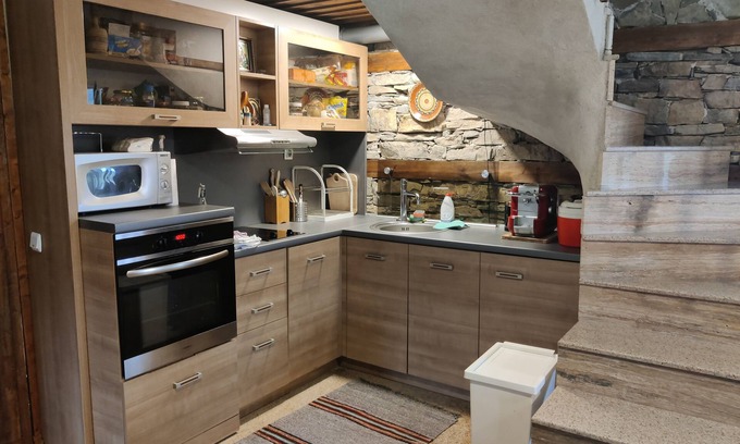 Tsarevo House | Discover Strandzha House near Silkosia Natuatal Reserve