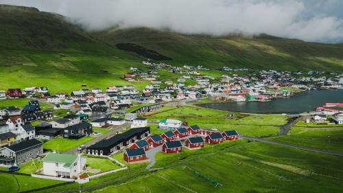 Vagur House | Discover This Well-appointed Cottage H