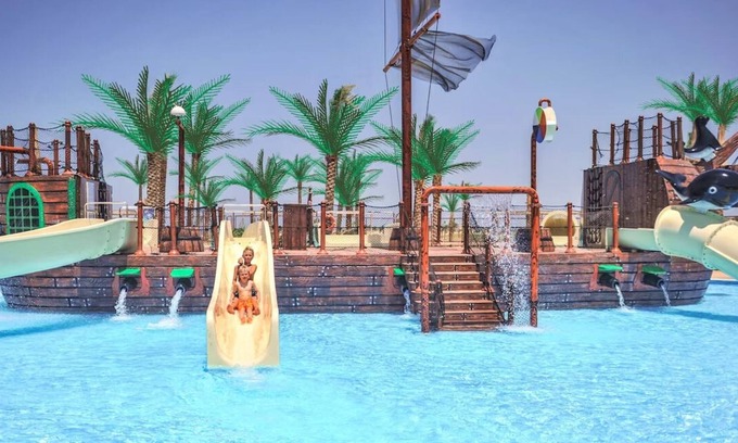 Makadi Bay Hotel | Discover Ultimate Relaxation | 2 Idyllic Rooms with Pool Near Makadi Beach