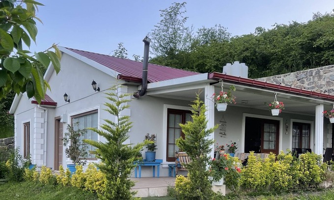Akcaabat Villa | Doğa temiz hava kuş sesleri ve yeşilin içinde tamamen müstakil