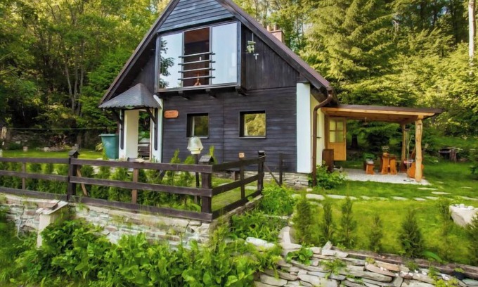 Vyssi Brod House | Dolní Jílovice by Interhome