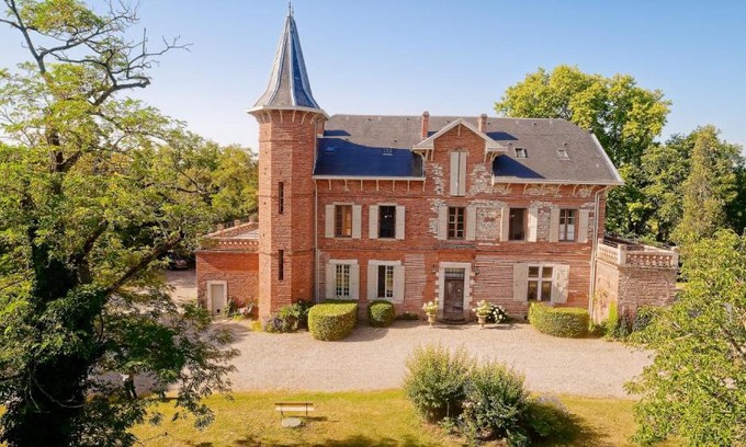 Marssac-sur-Tarn Bed & Breakfast | Domaine du Buc, Le Château