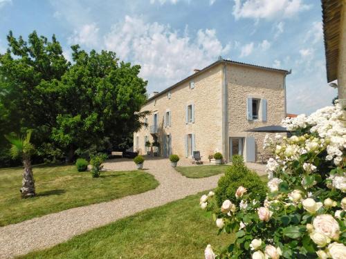 Cleyrac Bed & Breakfast | Domaine La Bastide