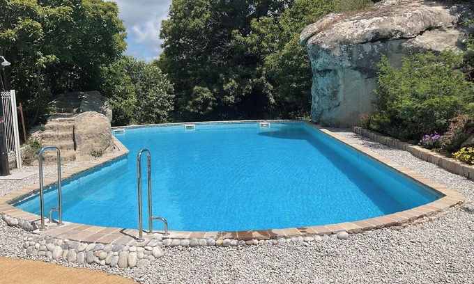 Berre-des-Alpes Apartment | Domaine Le Rocher d'Argent Appart dans domaine Swimming pool & Jacuzzi & Games room