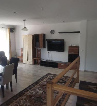 Orzysz House | Domek Bananek