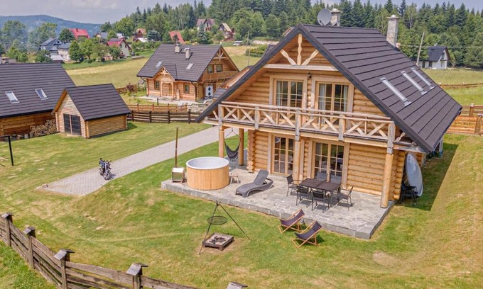 Zawoja House | Domek w Górach z Balią