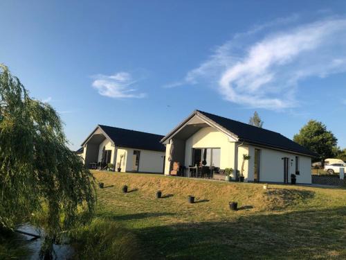 Makowo House | Domki Loft nad Stawem 4 dorosłych , 4 dzieci