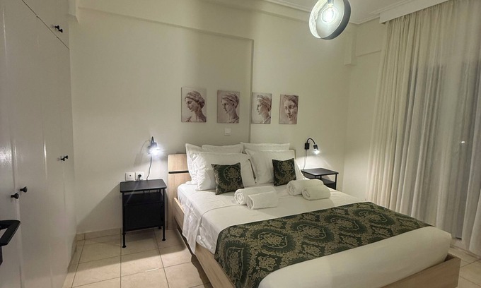 Larissa Apartment | Domus Philippi–Spacious Stay the Heart of Larisa, Perfect for Families & Friends