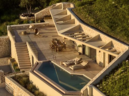 Romirion Villa | Domus Terrae