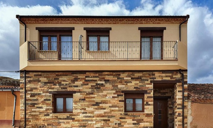 Ciudad de Osma Apartment | DOMVS III