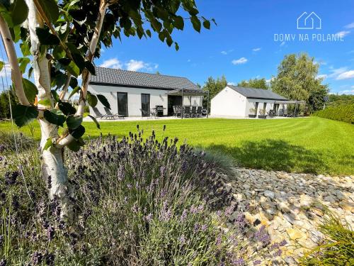 Szczytna House | Domy na polanie- Szarotka