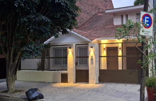 Vicente Lopez Apartment | Dos habitaciónes independientes con baño privado en casa familiar