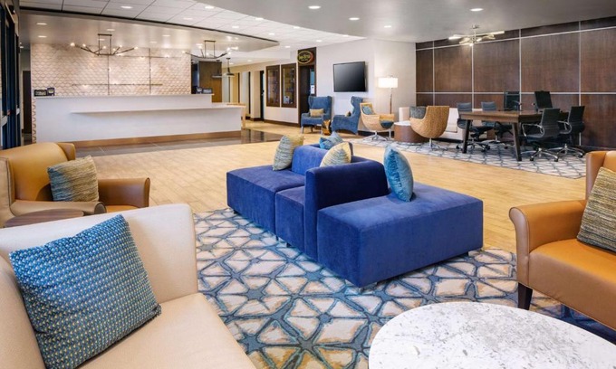 Thurston Hotel | DoubleTree by Hilton Ann Arbor, MI