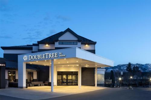 Westbank Hotel | Doubletree By Hilton West Kelowna