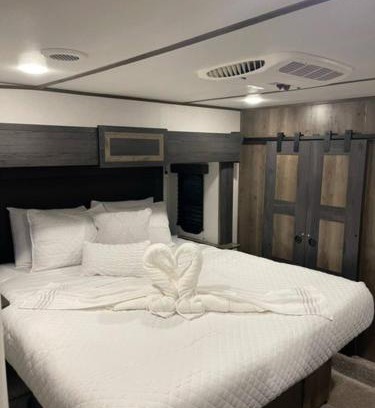 Dade City House | Downtown Dade City Glamper