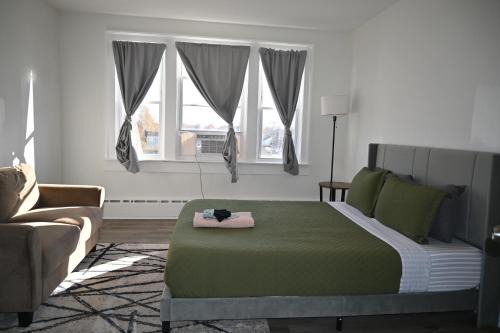 Hartford Apartment | Downtown Hartford 2BR Family Pet Friendly