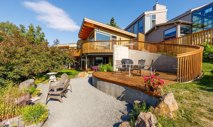 Downtown Anchorage House | Downtown Oceanview Luxury Home