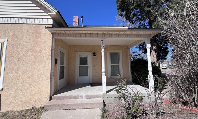 Artesia House | Downtown Yellow House