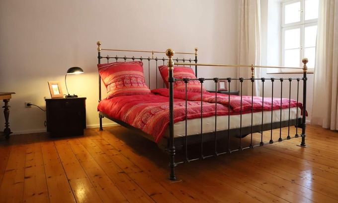 Grosskarlbach Condo | Dream apartment with lots of charm and comfort 95 sqm in the histor. wine estate