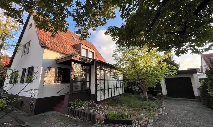 Eberhardshof House | Dream house with garden in a quiet area