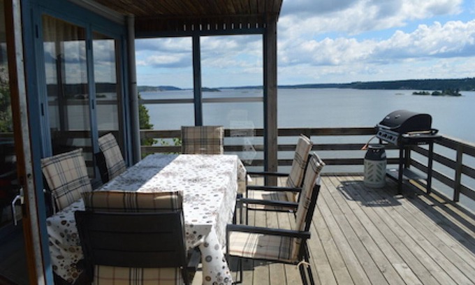 Norrkoping Municipality House | Dream location in the skerries of St: Anna