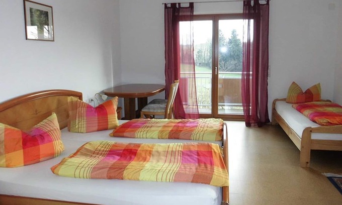 Amtzell Apartment | Dreibettzimmer, Dusche Oder Bad, WC - Gasthof Grüner Baum "kongo"