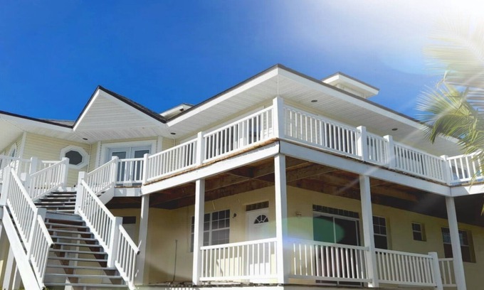 George Town House | Driftwood Haven ~ Car Included! Modern 3 Bedroom Home in Paradise!