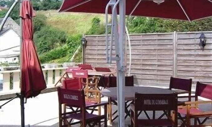 Pont-d'Ouilly Hotel | Du Commerce