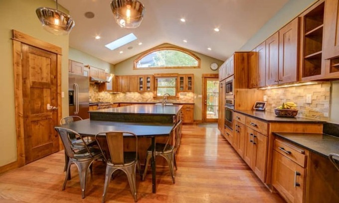 University House | DU/WashPark Home-6 Bed+Gym, Office & Outdoor Space