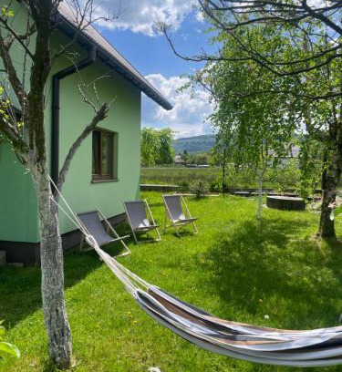 Jelesnia House | Dudkowe Domki w Beskidach- Relaks z Balią i Apiterapią