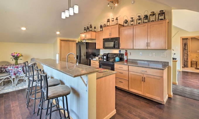 Duluth Apartment | Duluth Studio w/Sauna on Working Horse Farm!