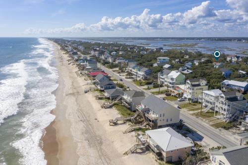 Island Oaks House | Dune Delight