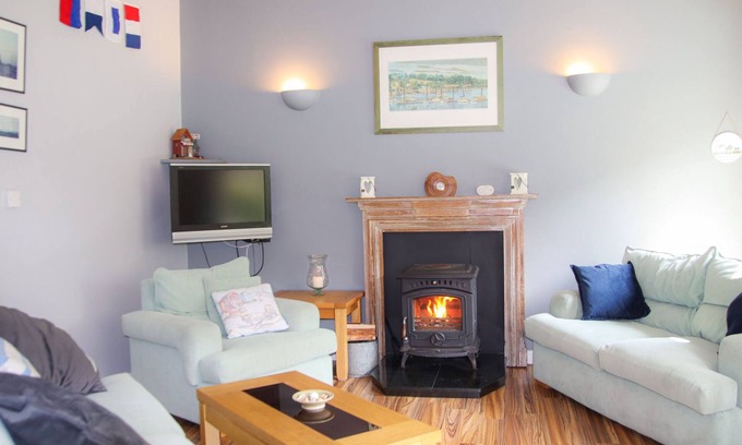 Dunmore East House | Dunmore Villas Holiday Home No 1 by Interhome