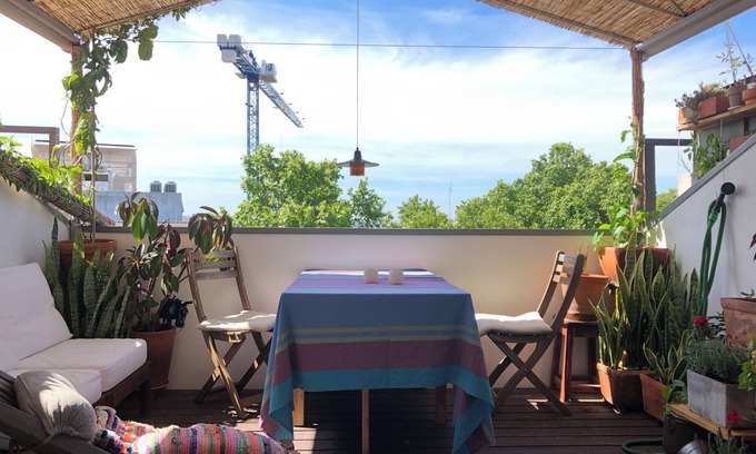 Pena Apartment | Duplex apart. with a terrace; sunny, with view over the Castle, 400m from Baixa