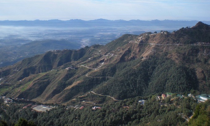 The Mall Road House | Duplex Suite 1 - Enjoy Your Ultimate Workations!