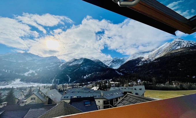 Monetier-les-Bains Apartment | Duplex with nice view on the glacier of Monêtier