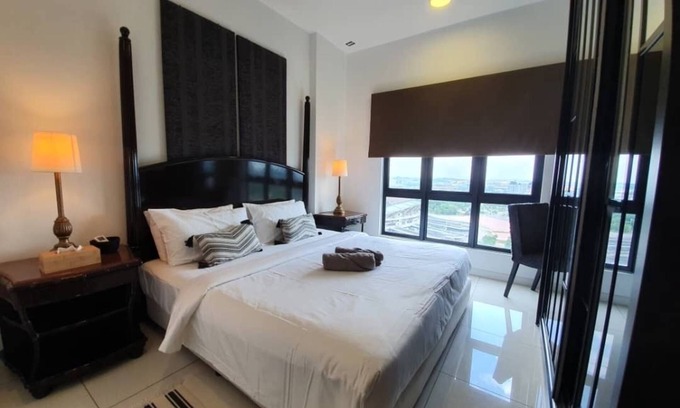 Shah Alam Condo | E52 Alpha LaVista Suite at Emira Residence