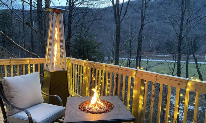 Stockbridge House | Eagle Ridge Treehouse