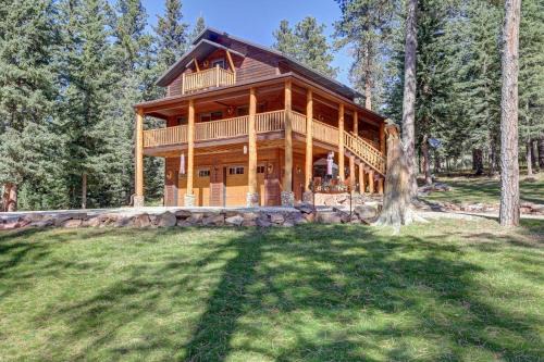 Deadwood House | Eagle`s Lair - Log Home