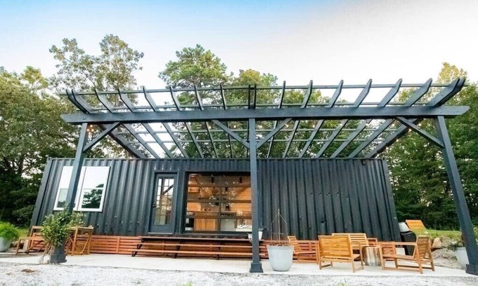 Tryon House | Eagles Nest @ Alpine South/hot tub/3 mi. TIEC