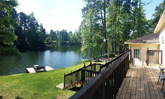 Goodrich House | EARLY CHECK IN AND LATE CHECK OUT! FREE KAYAKS LONG TERM OPTION